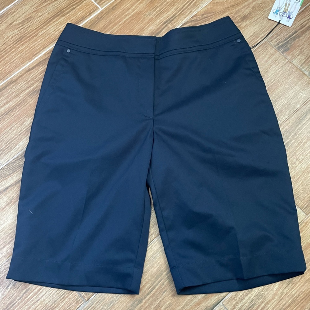 NWT Tail White Label golf shorts